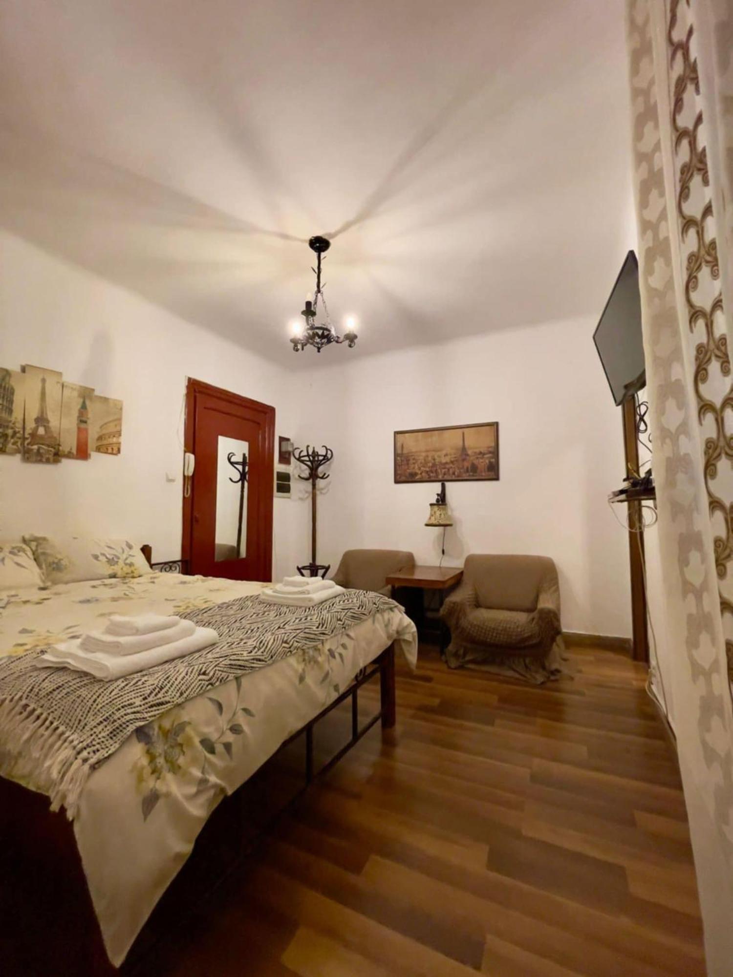 Central Vintage Bucharest Apartment Ngoại thất bức ảnh
